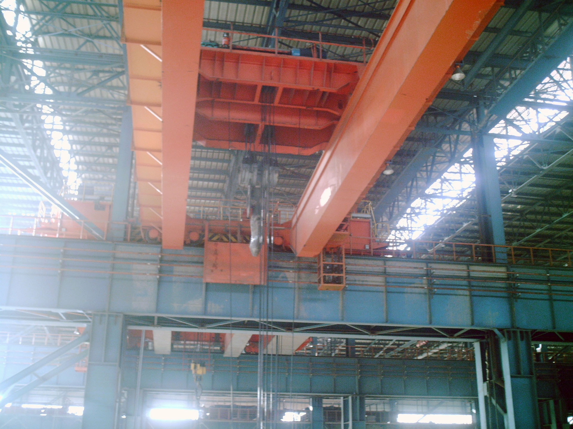 QD型雙梁吊鉤橋式起重機(jī)